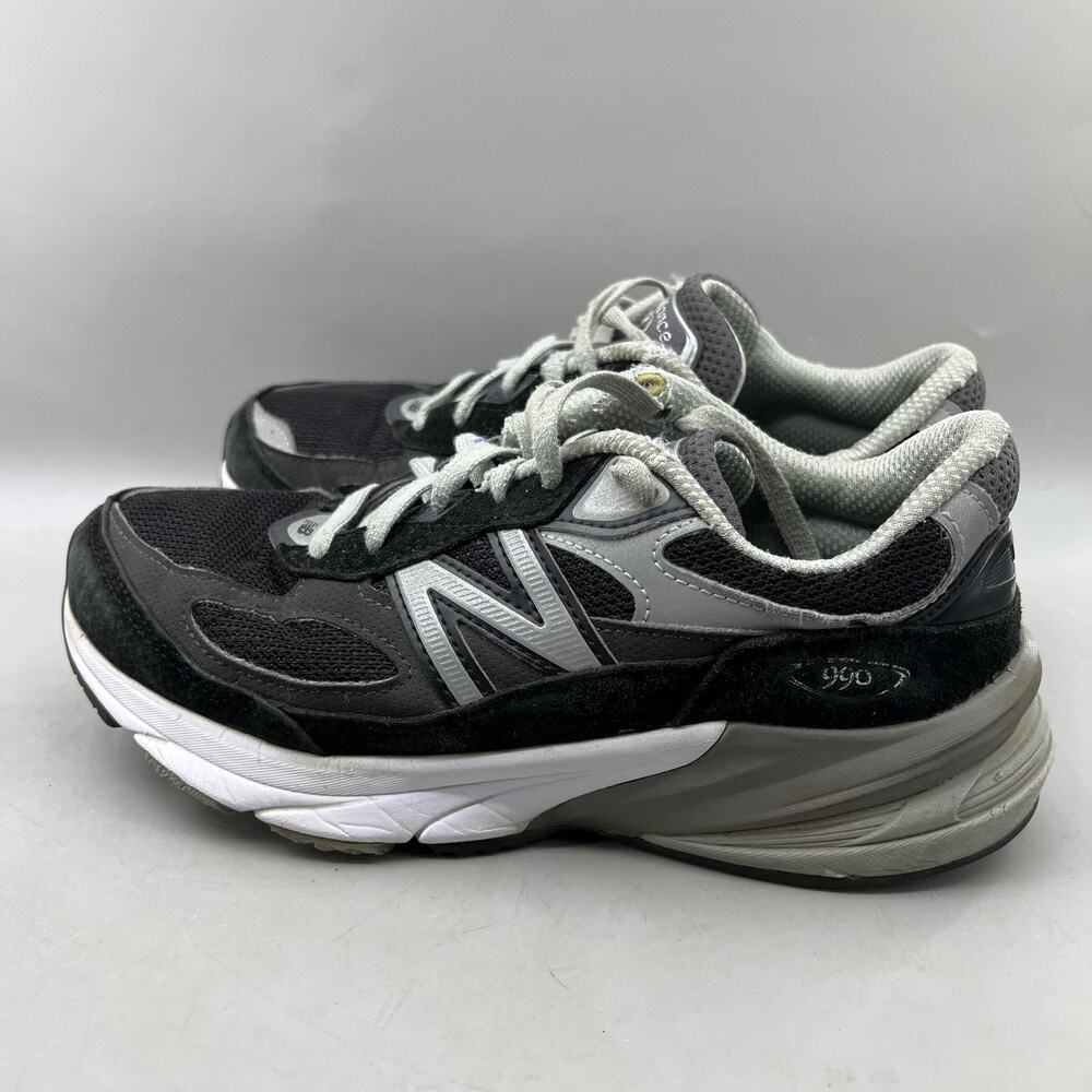 New Balance 990 V6 USA Running Shoes Women Size 7 D Black Suede Comfort Sneakers - Picture 3 of 10